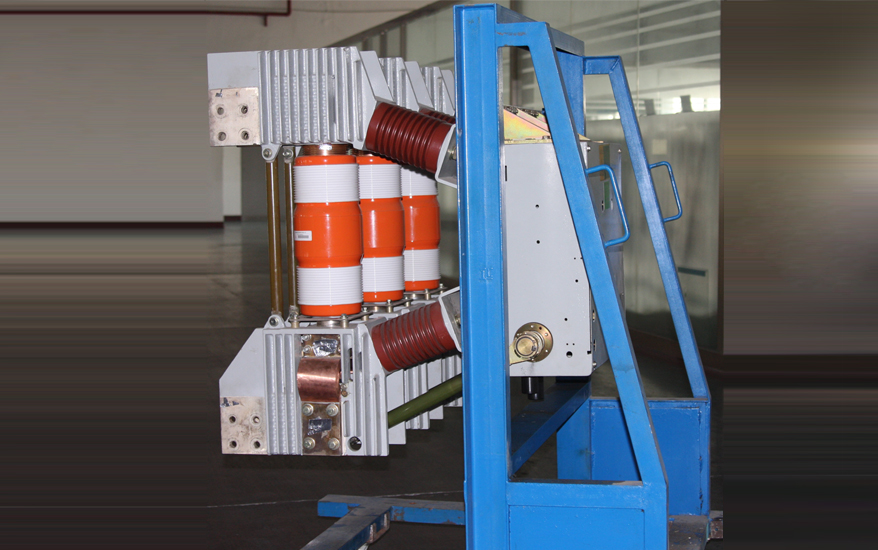 ZN105-18/T6300-63型發(fā)電機保護開關(guān)